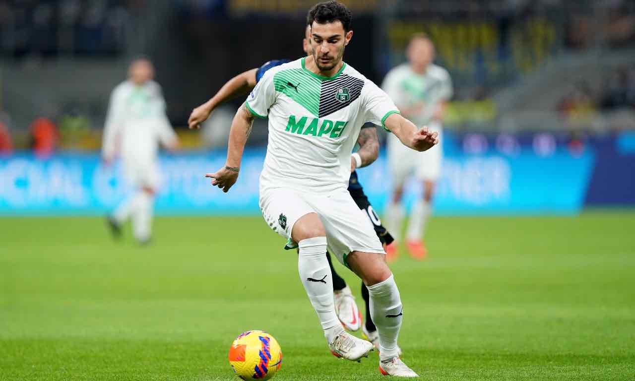 Ayhan in Inter-Sassuolo