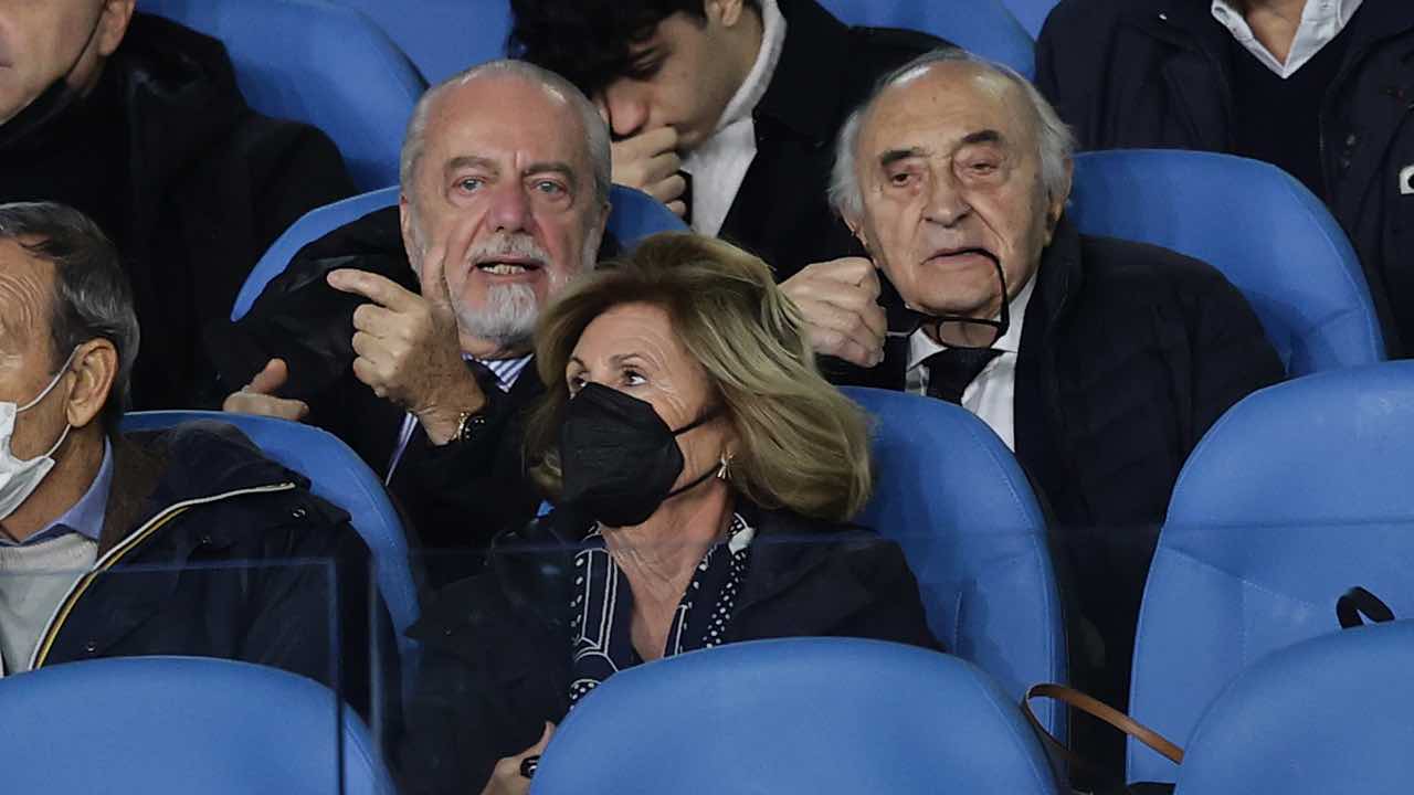 Aurelio De Laurentiis e Corrado Ferlaino in tribuna