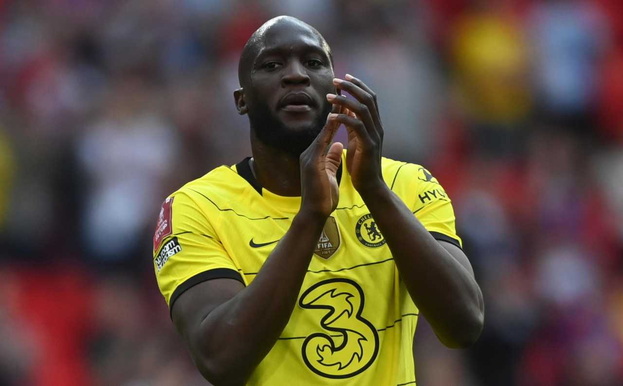 Lukaku applaude