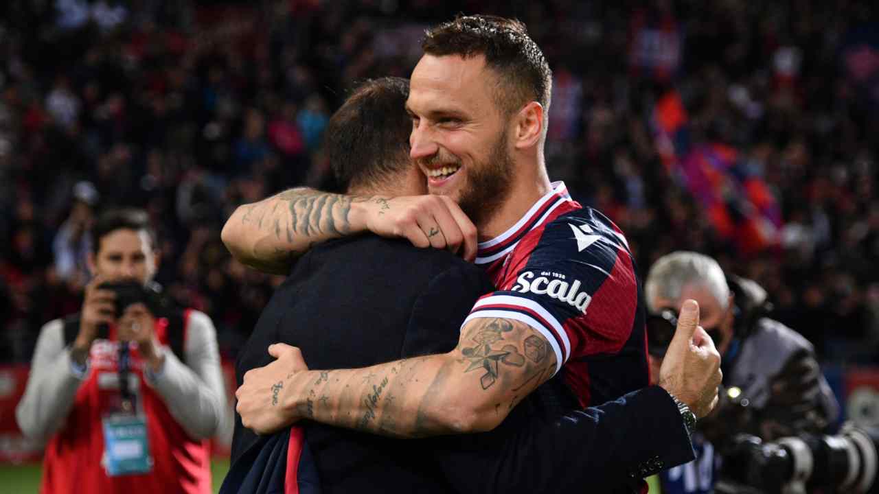 Arnautovic festeggia dopo un gol