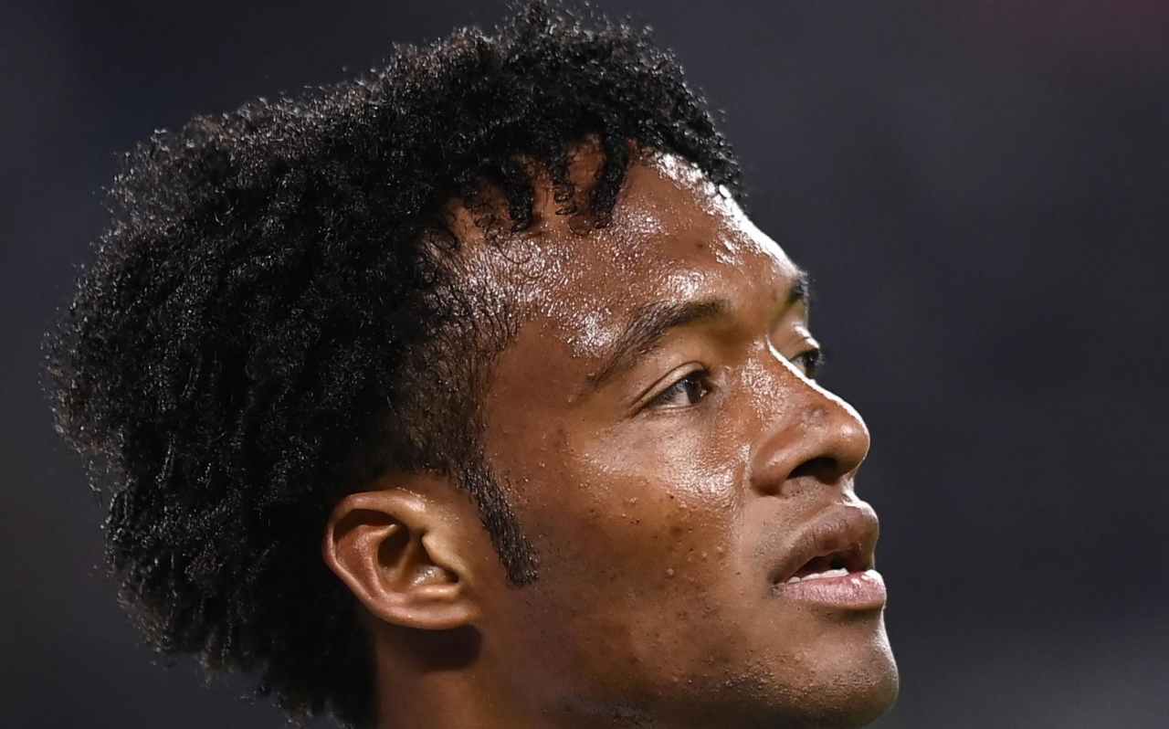 Cuadrado pensieroso 