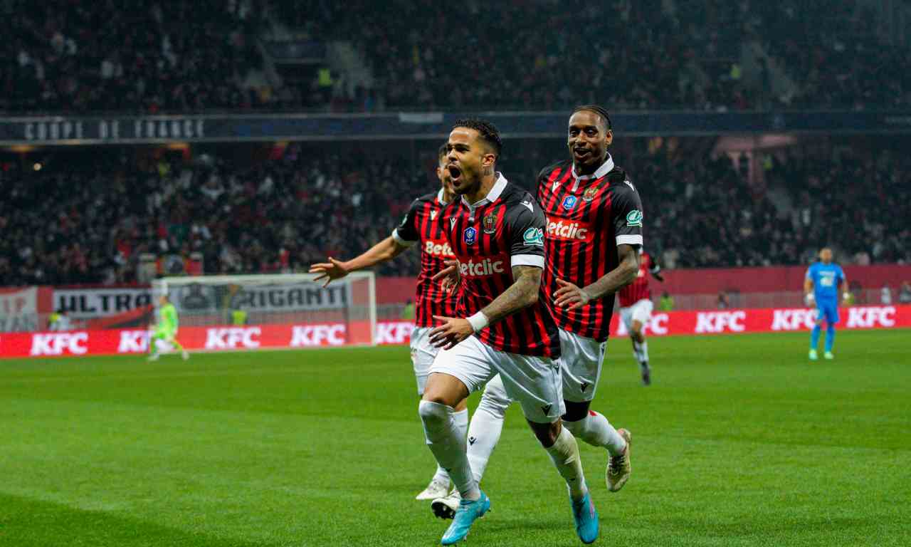 Kluivert con la maglia del Nizza 