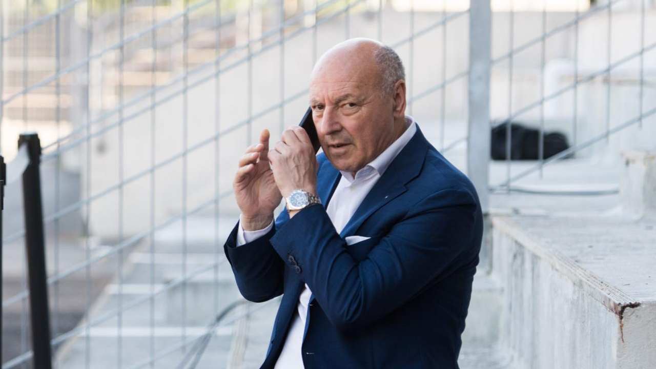 Marotta a telefono Inter