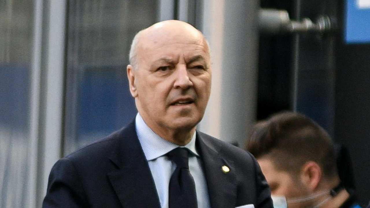 Marotta pensieroso Inter