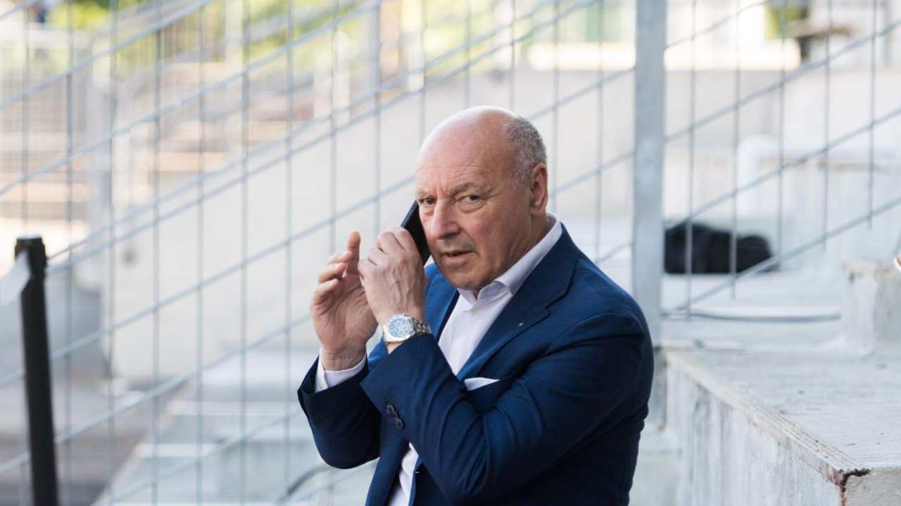 Marotta parla a telefono Inter