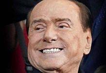 Berlusconi sorridente