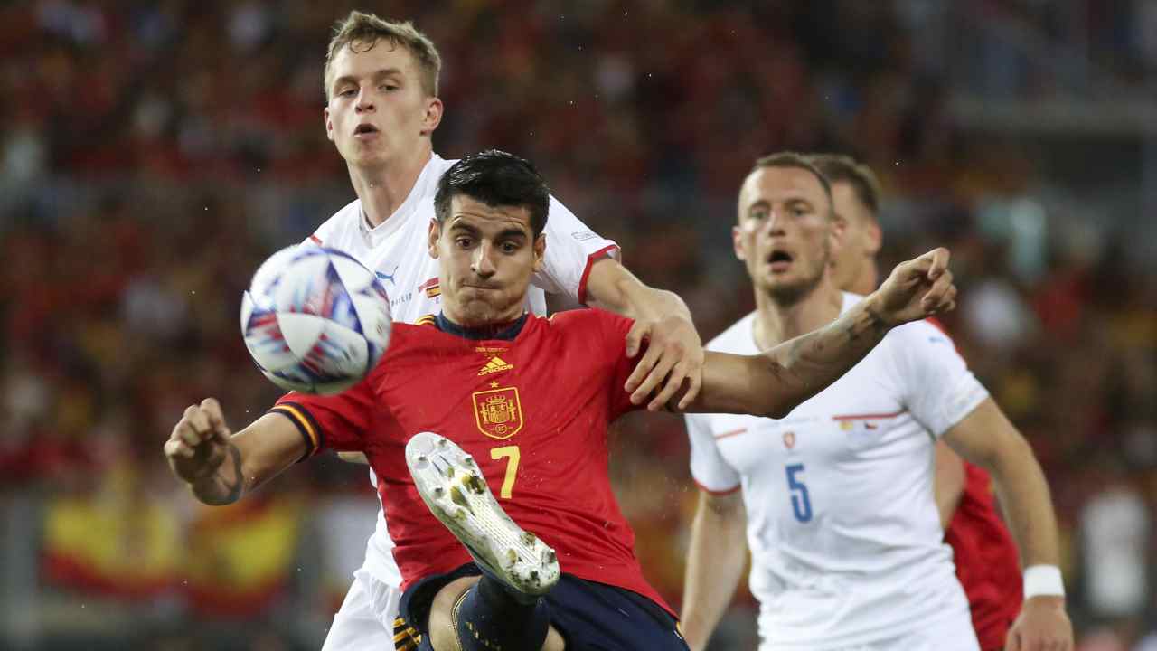 Morata in campo con la Spagna