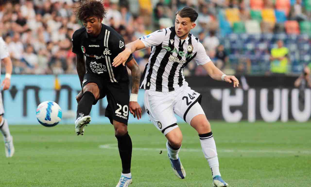 Salcedo in azione con lo Spezia