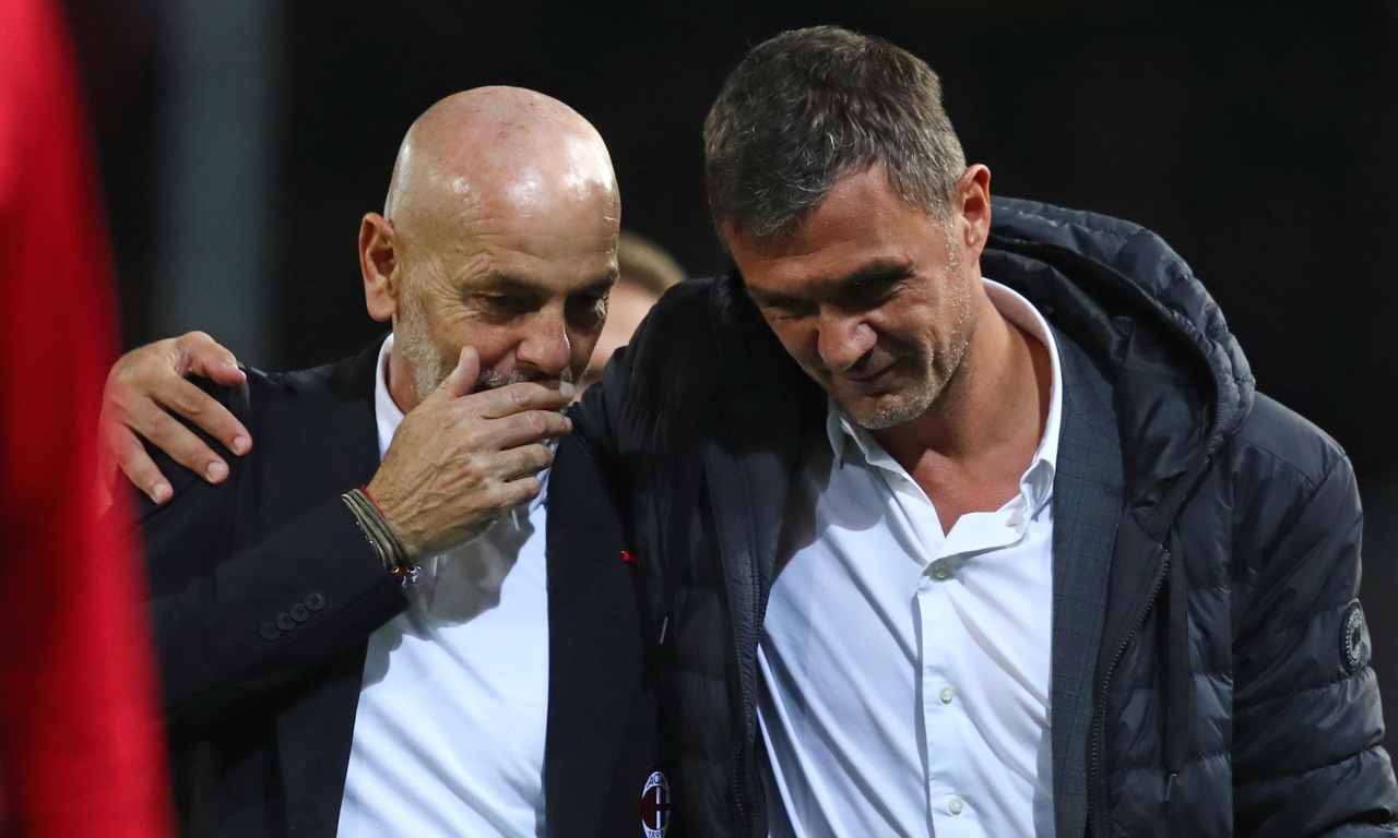 Milan, Maldini e Pioli abbracciati