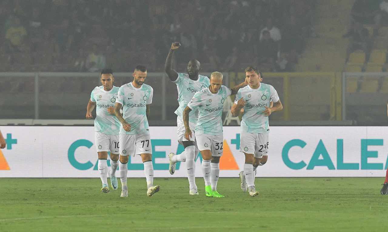 Lukaku esulta per il gol al Lecce