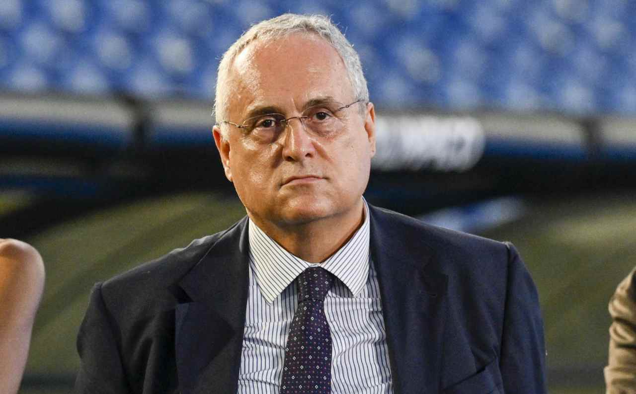 Lotito pensieroso 