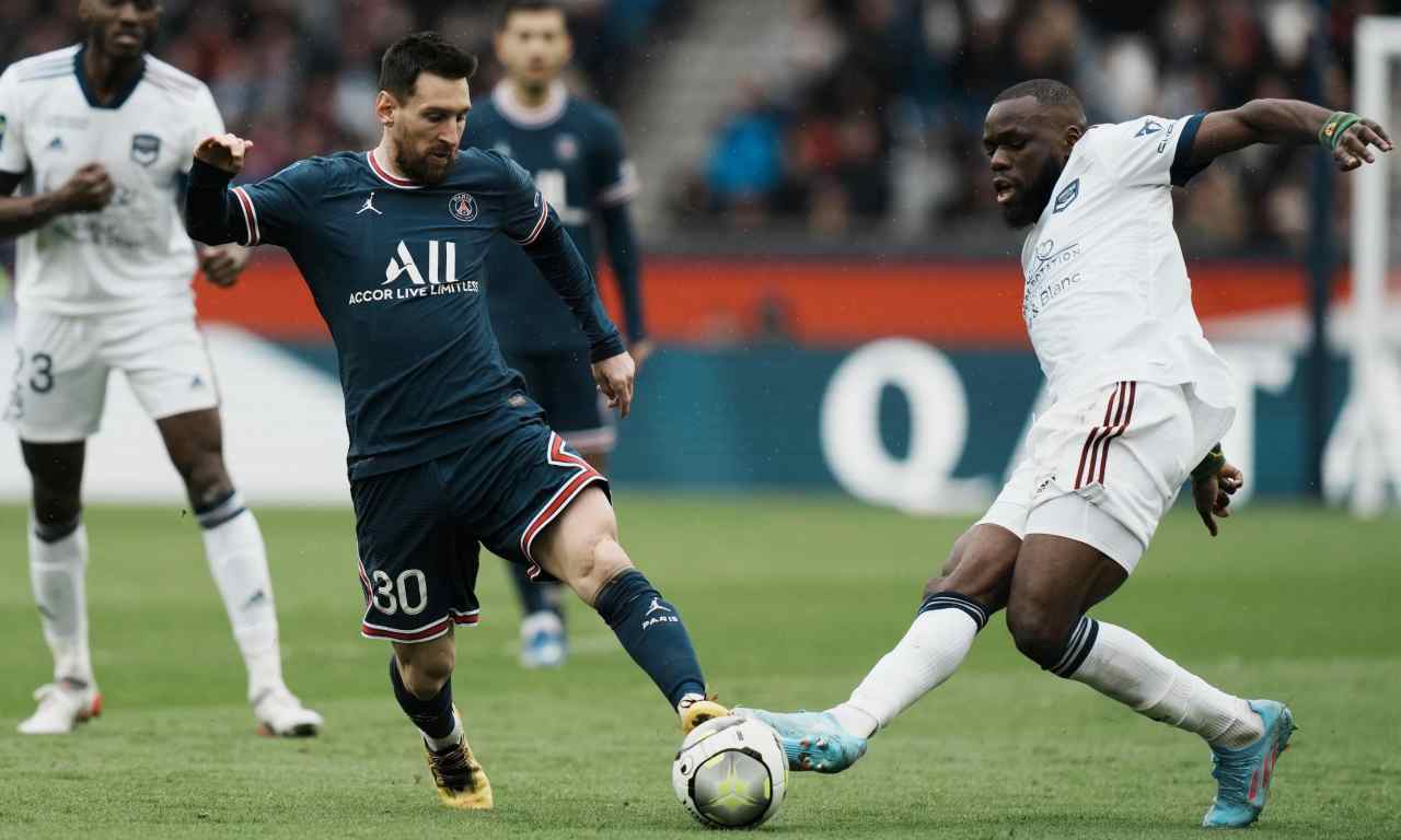 Onana marca Messi