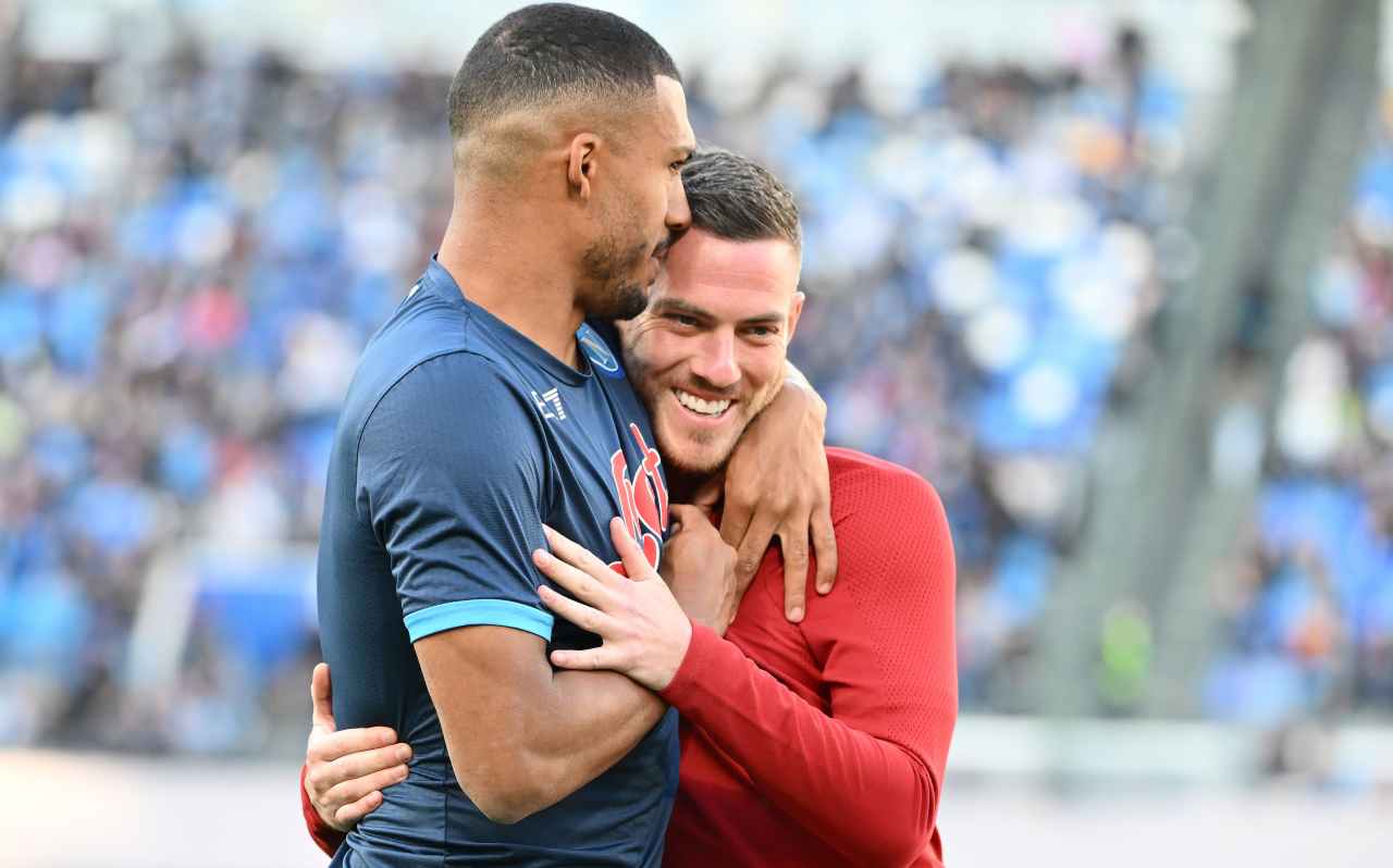 Veretout con Juan Jesus 