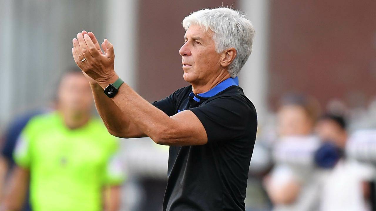 Gianpiero Gasperini applaude