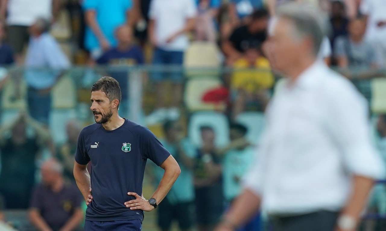 Sassuolo, Dionisi a bordo campo contro il Modena