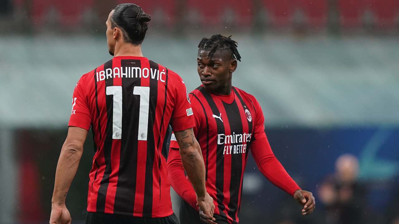 Rafa Leao e Zlatan Ibrahimovic in campo