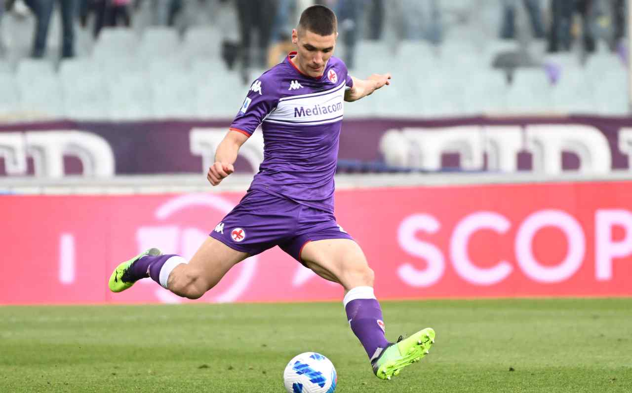 Fiorentina, Milenkovic calcia