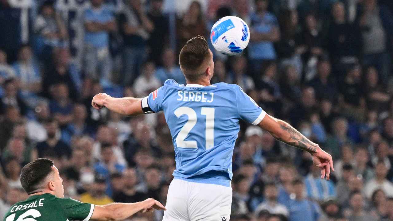 Milinkovic via dalla Lazio