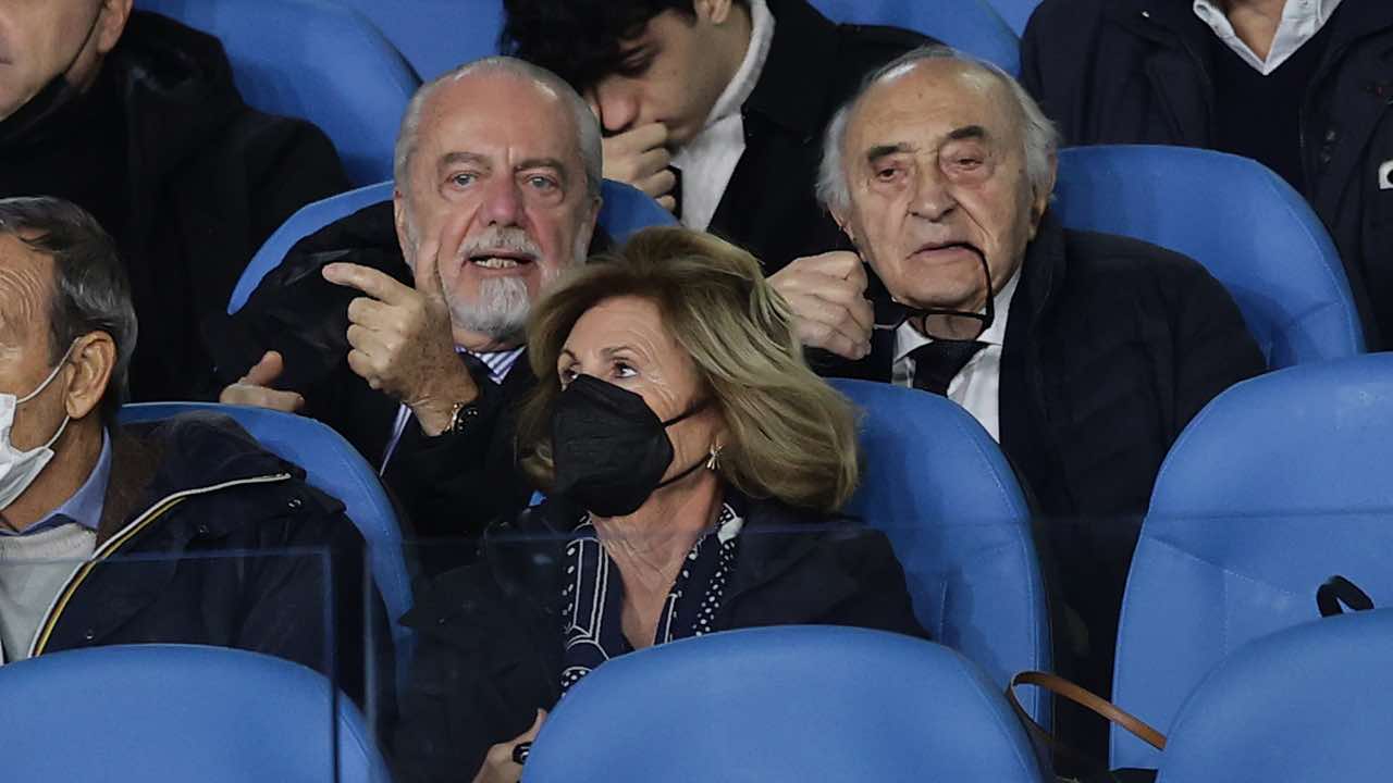 Aurelio De Laurentiis e Corrado Ferlaino in tribuna