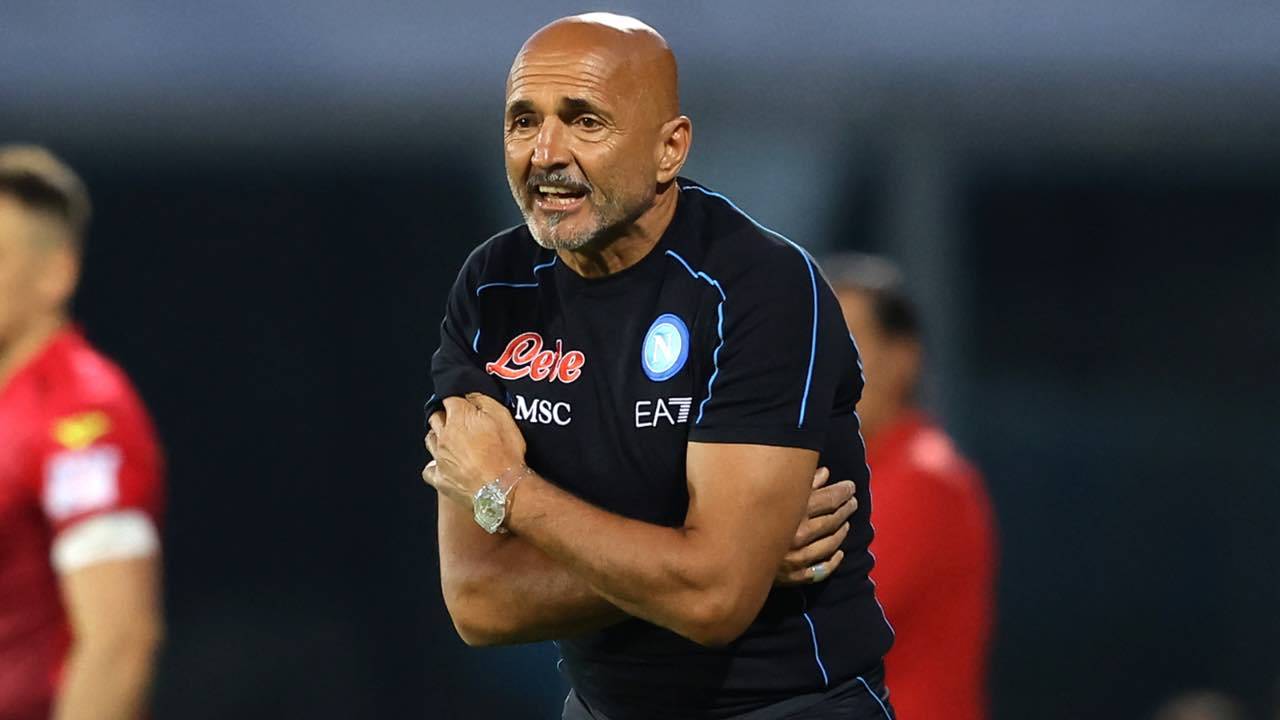 Luciano Spalletti pensieroso