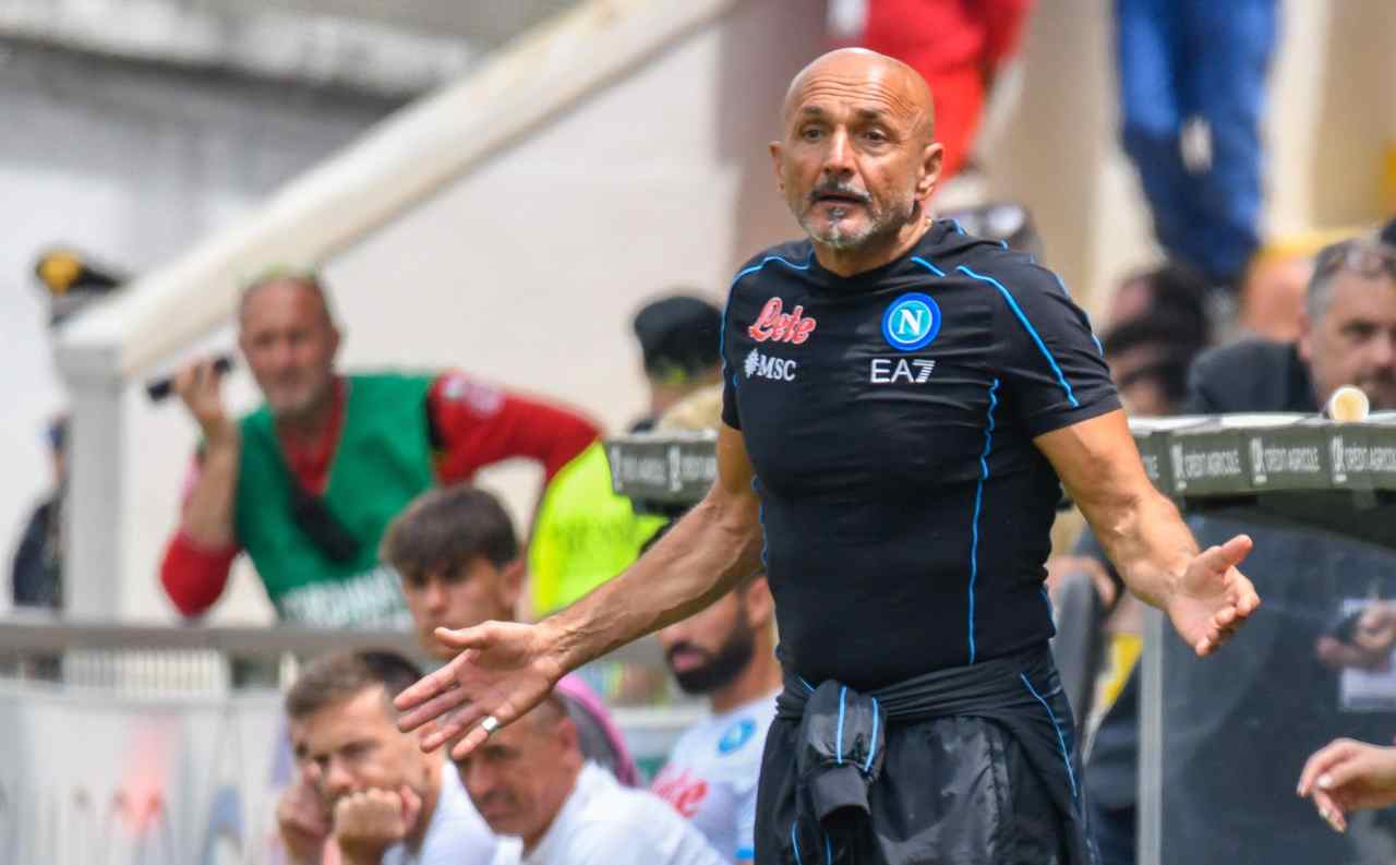 Spalletti allarga le braccia