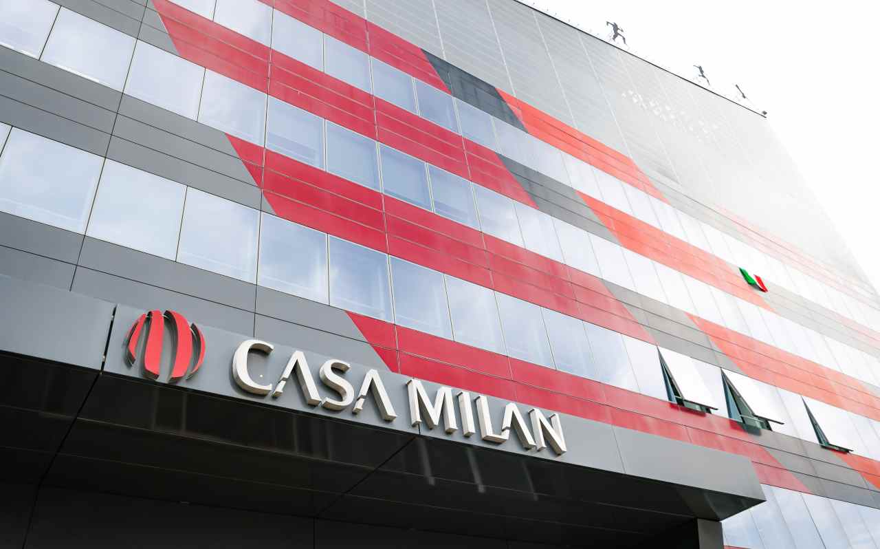 Casa Milan in primo piano 