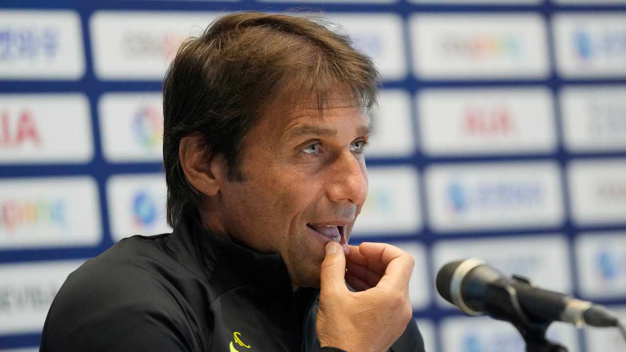 Conte in conferenza Tottenham