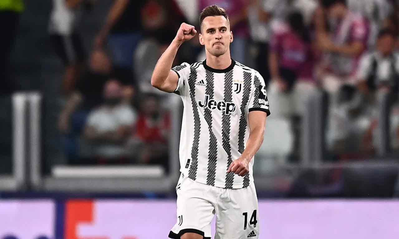 Milik esulta con la Juventus