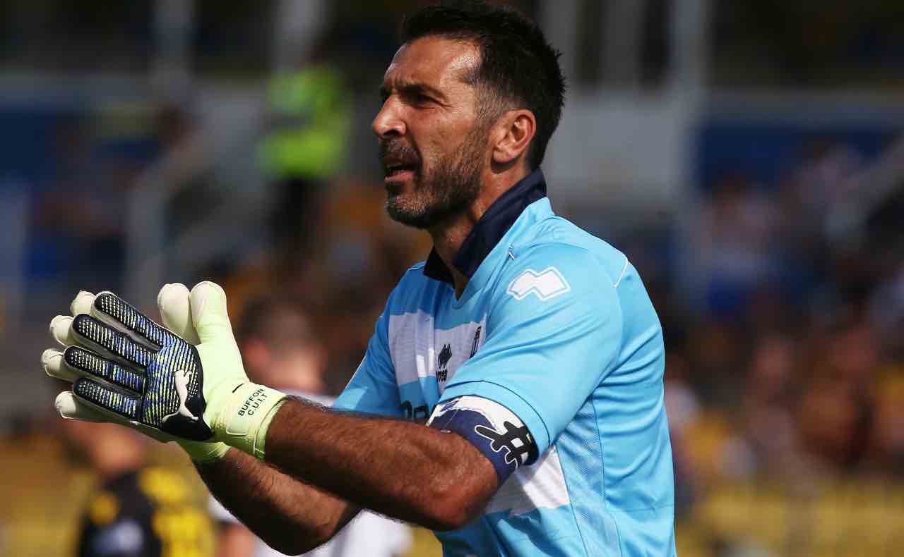 Buffon incita la squadra