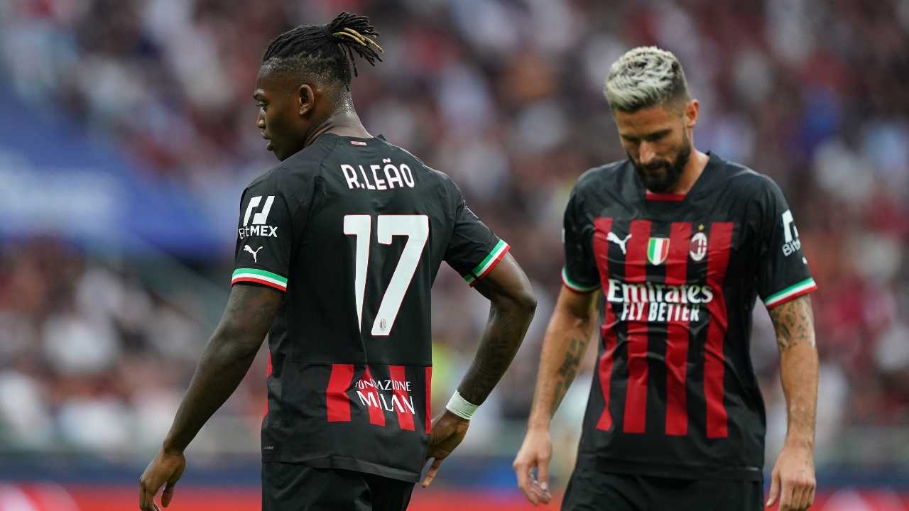 Rafael Leao e Giroud in campo Milan