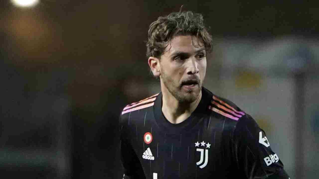 Locatelli in azione con la maglia della Juventus