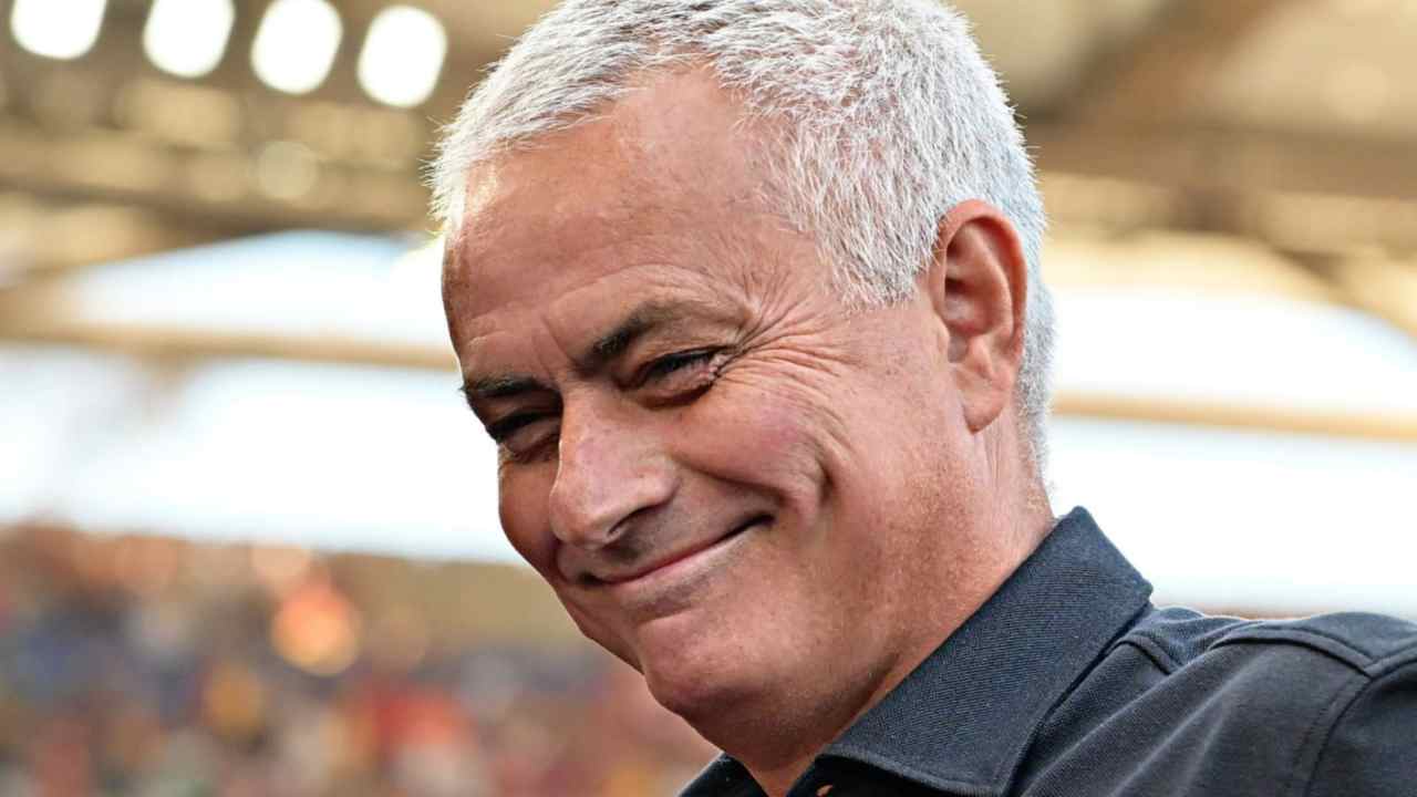 Mourinho sorridente