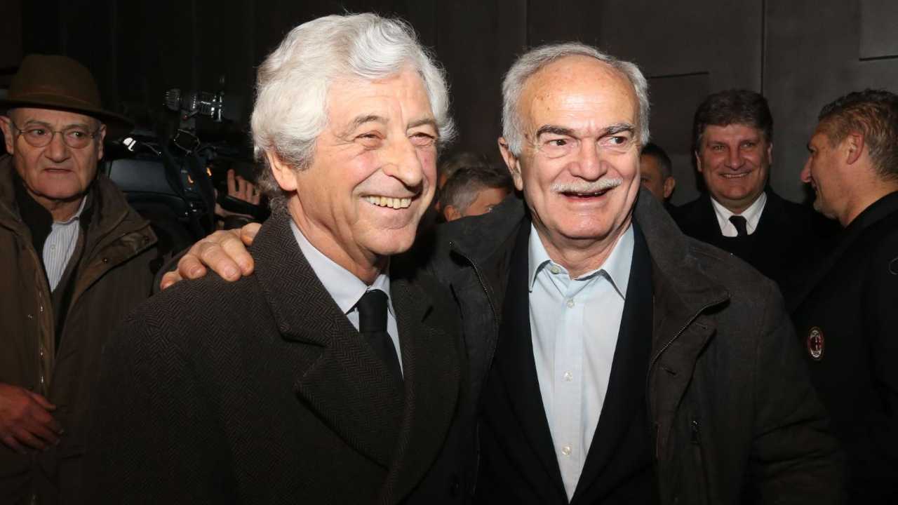 Rivera e Mazzola si abbracciano