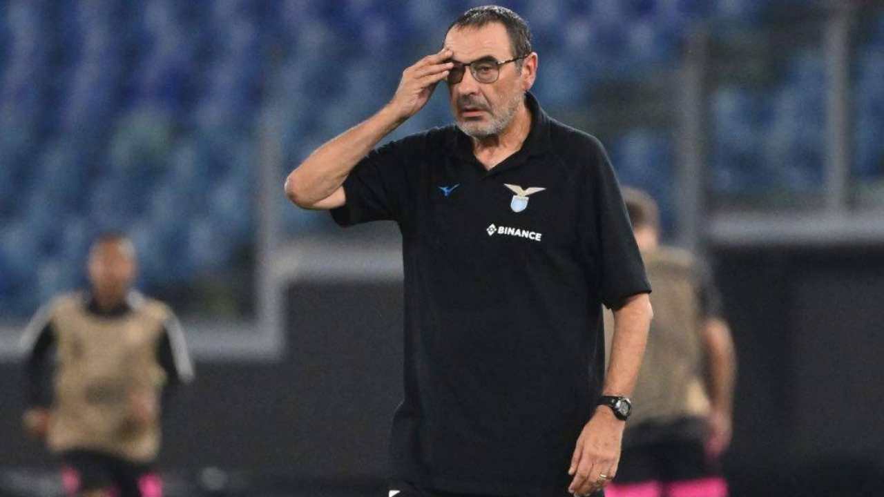 Sarri pensieroso: Immobile out, non è partito con la Nazionale (LaPresse)