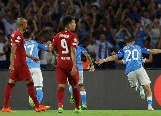 Zielinski esulta dopo il gol Napoli