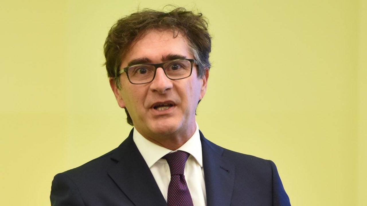 Fabrizio Tencone in conferenza