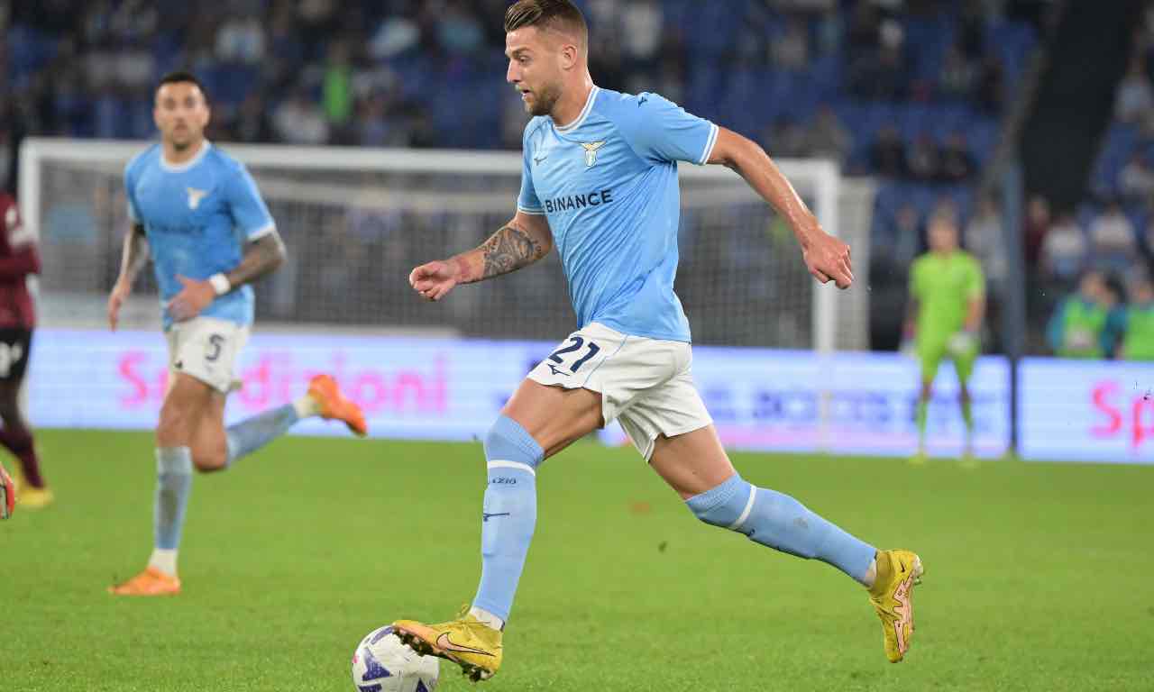 Milinkovic Savic in campo con la Lazio