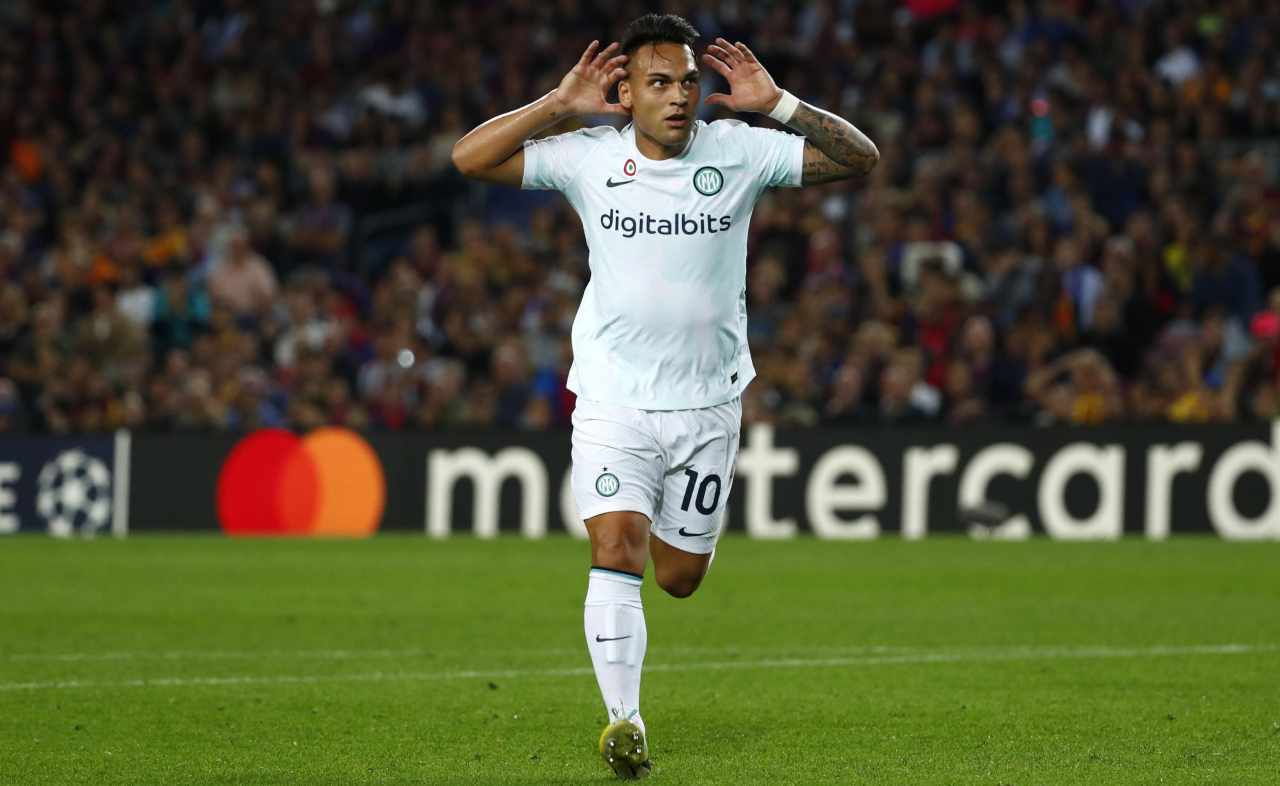 Lautaro Martinez esulta