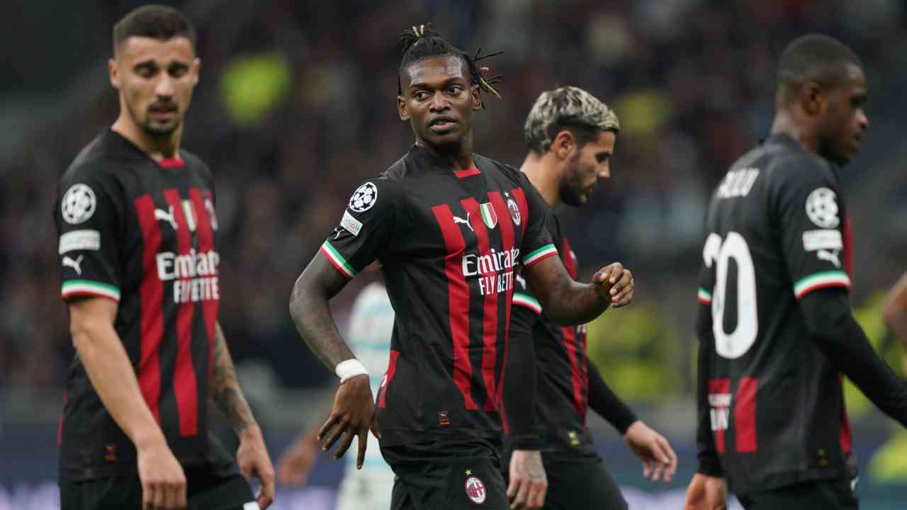 Il Milan è disposto ad alzare la posta pur di trattenere Leao 