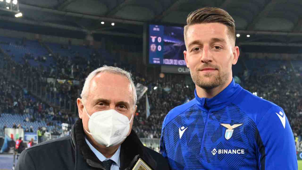 Lotito e Milinkovic Savic all'Olimpico, il presidente lo ha blindato alla Lazio 