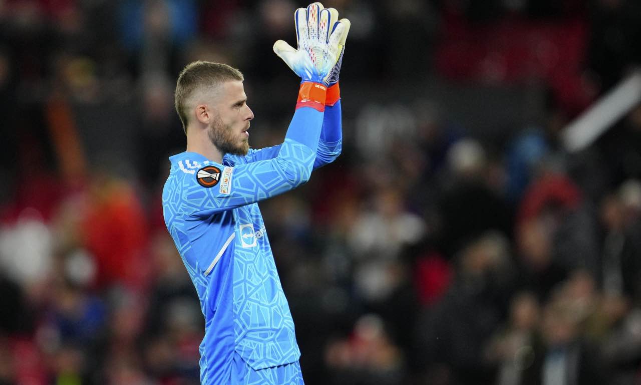 De Gea applaude