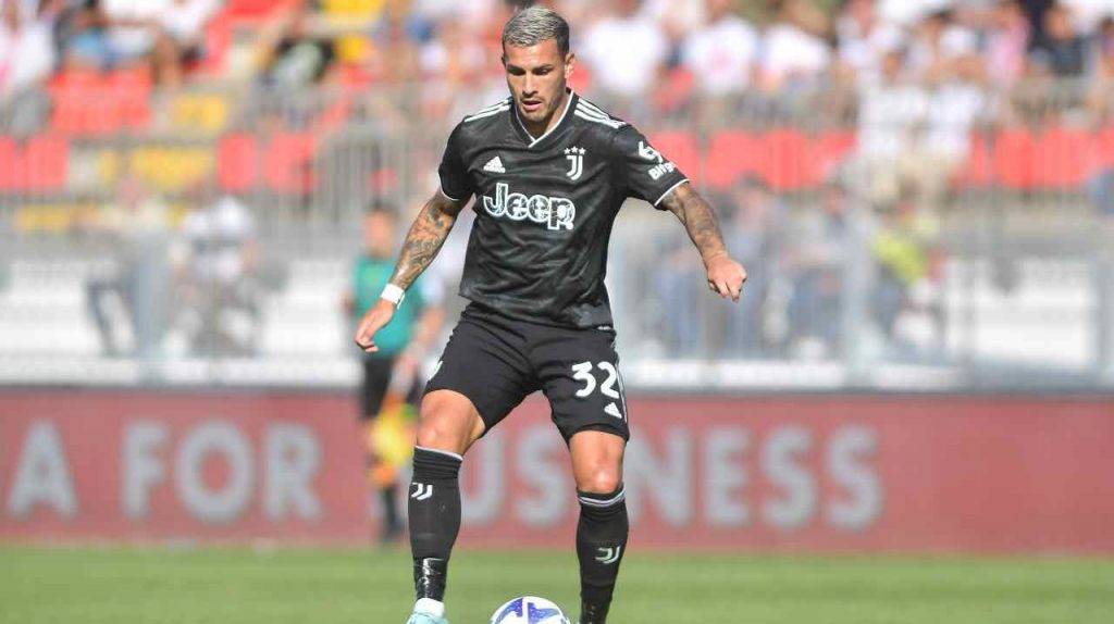 Paredes in campo