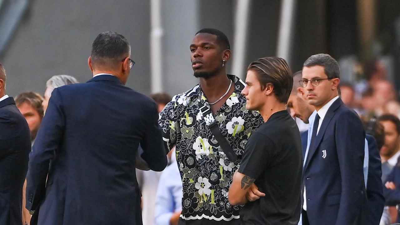 Pogba vicino alla panchina Juventus 