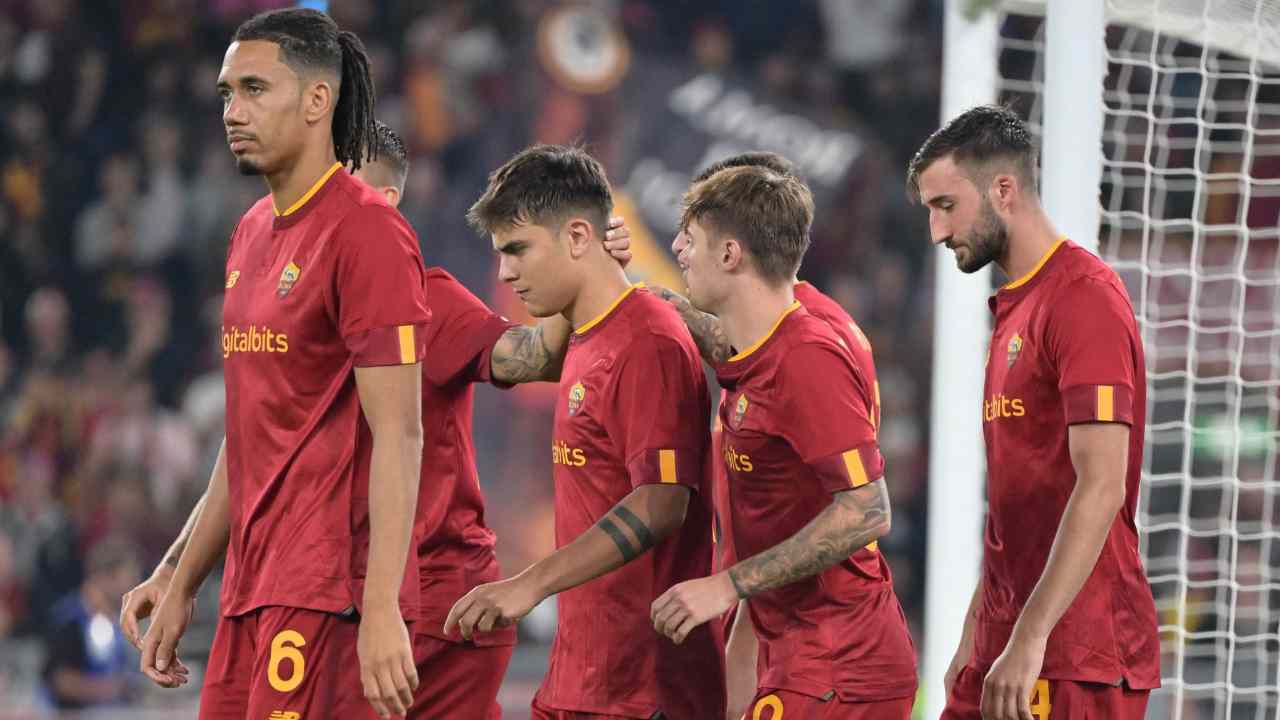 Giocatori della Roma restano uniti