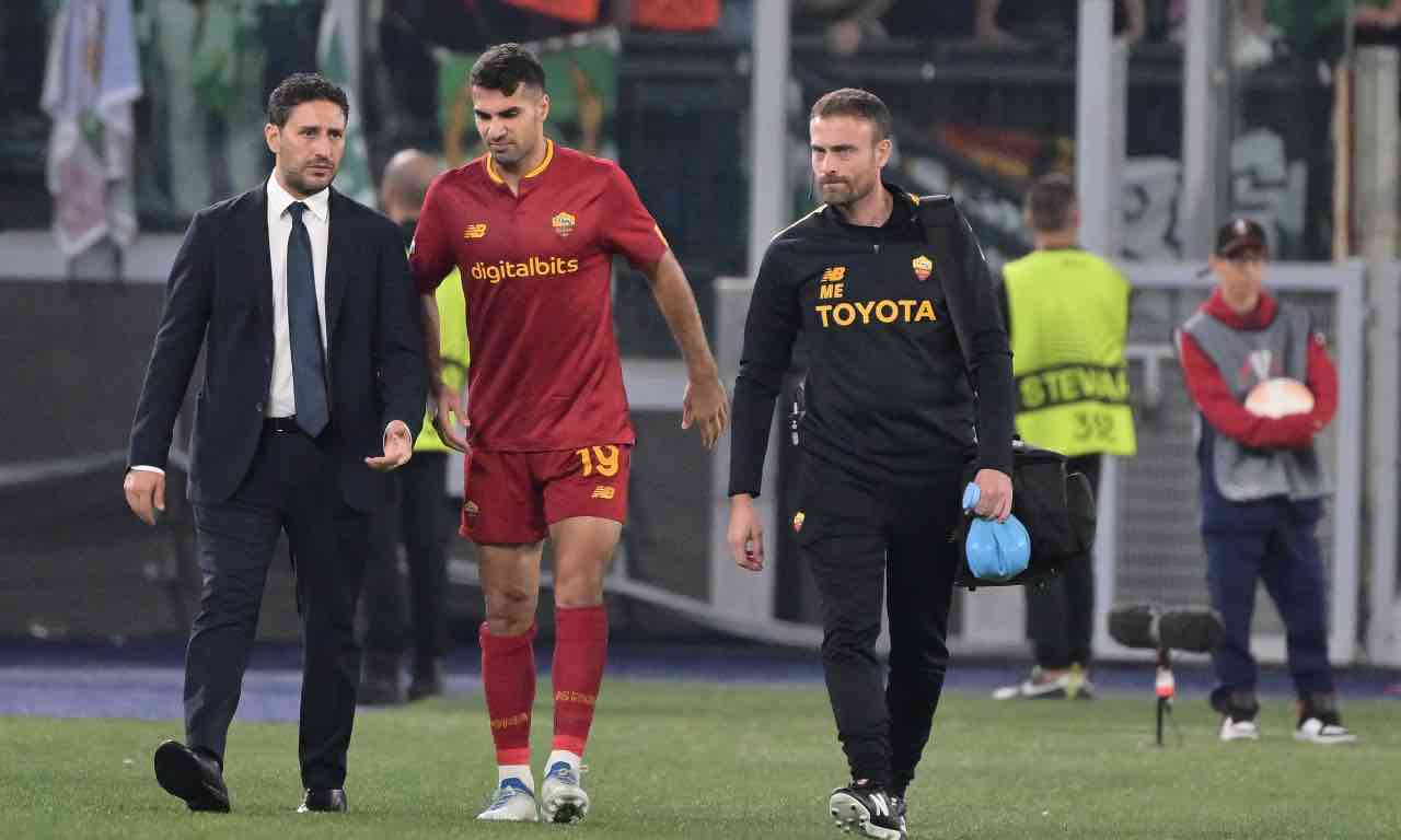 Roma-Betis, Celik esce dal campo per infortunio