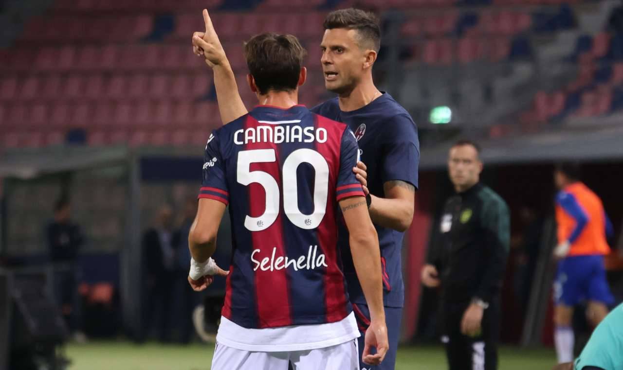 Thiago Motta parla con Cambiaso 