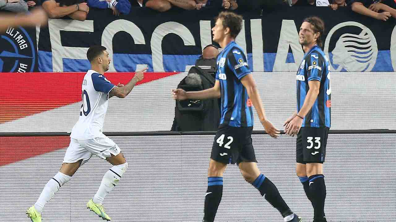 Atalanta-Lazio in campo