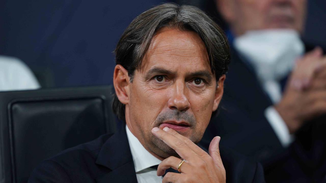 Simone Inzaghi pensieroso