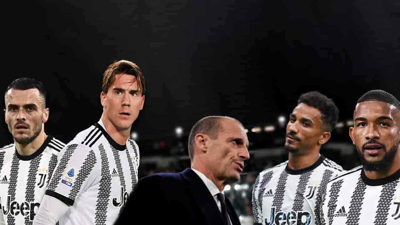 Allegri, Vlahovic, Kostic, Danilo e Bremer con la Juventus (LaPresse) 