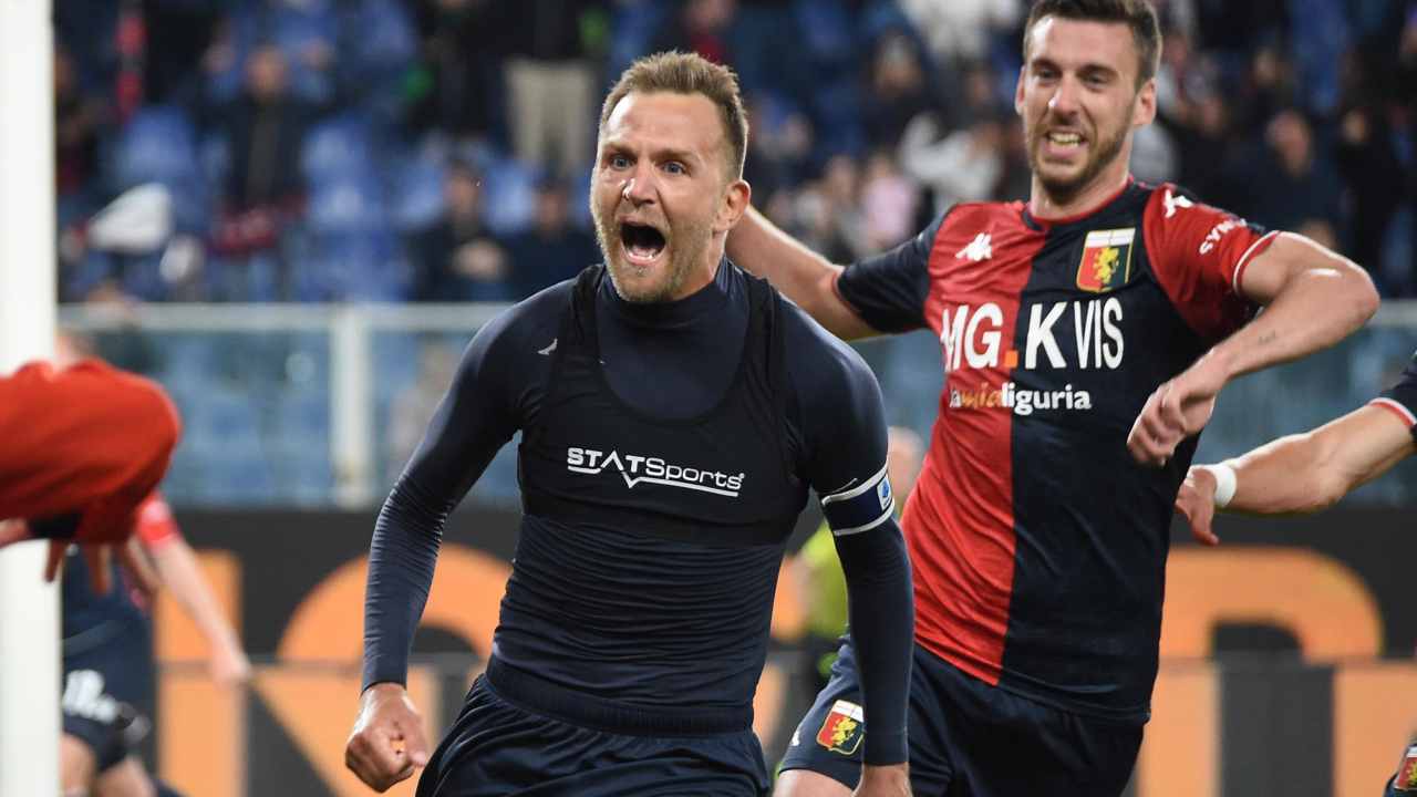 Criscito esulta dopo il gol